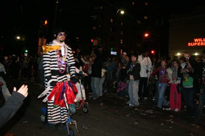 Krewe-of-Muses-2008-Mardi-Gras-New-Orleans-1106