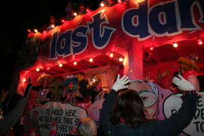 Krewe-of-Muses-2008-Mardi-Gras-New-Orleans-1151