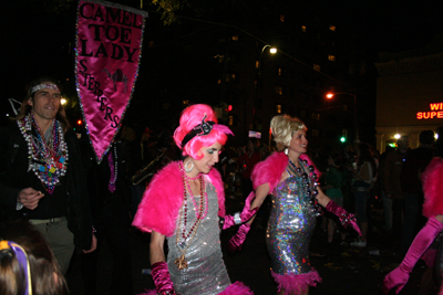 Krewe-of-Muses-2008-Mardi-Gras-New-Orleans-1176