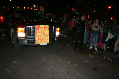 Krewe-of-Muses-2008-Mardi-Gras-New-Orleans-1187