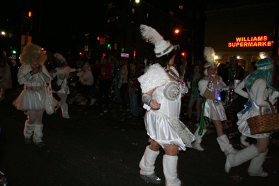 Krewe-of-Muses-2008-Mardi-Gras-New-Orleans-1206