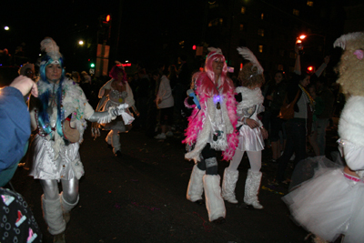 Krewe-of-Muses-2008-Mardi-Gras-New-Orleans-1207