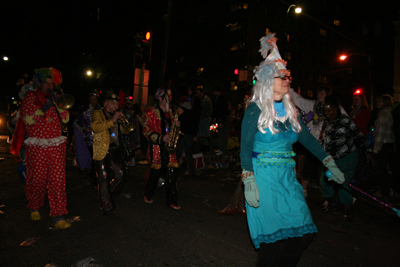 Krewe-of-Muses-2008-Mardi-Gras-New-Orleans-1225