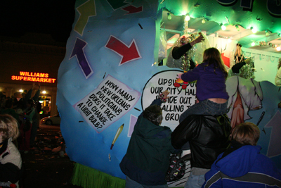 Krewe-of-Muses-2008-Mardi-Gras-New-Orleans-1236