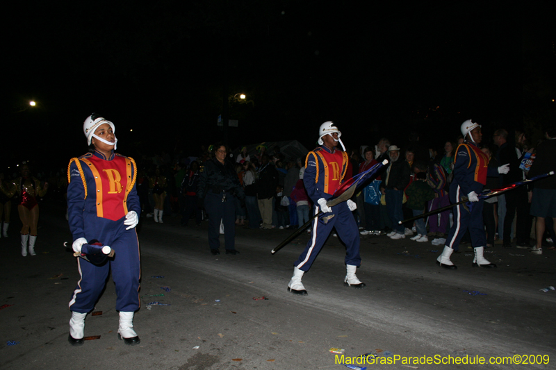 2009-Krewe-of-Muses-New-Orleans-Mardi-Gras-0584