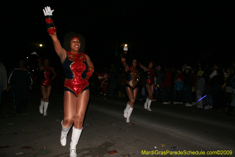 2009-Krewe-of-Muses-New-Orleans-Mardi-Gras-0594