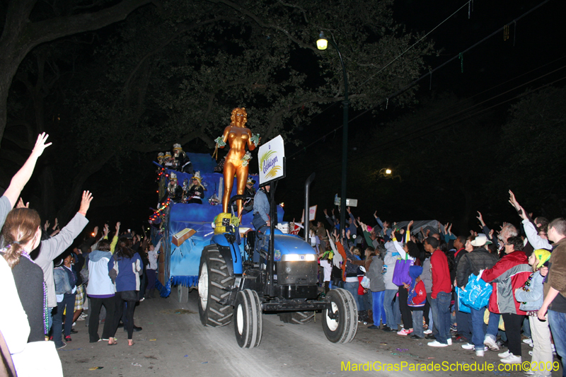 2009-Krewe-of-Muses-New-Orleans-Mardi-Gras-0644