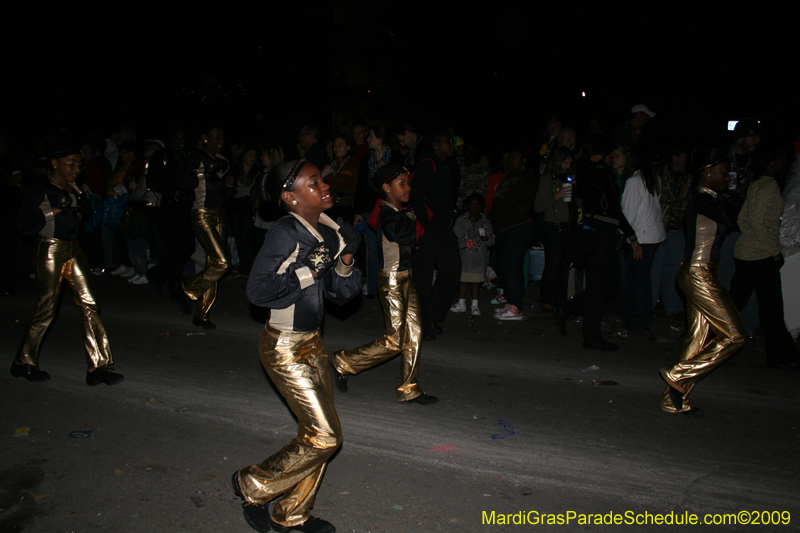 2009-Krewe-of-Muses-New-Orleans-Mardi-Gras-0660