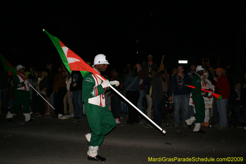 2009-Krewe-of-Muses-New-Orleans-Mardi-Gras-0675