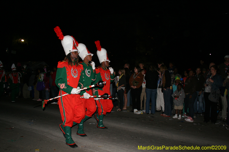 2009-Krewe-of-Muses-New-Orleans-Mardi-Gras-0678