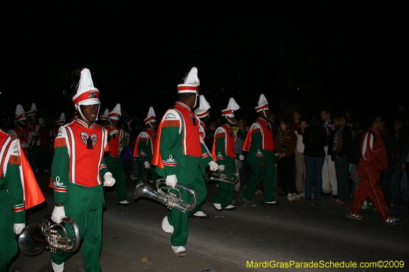 2009-Krewe-of-Muses-New-Orleans-Mardi-Gras-0680