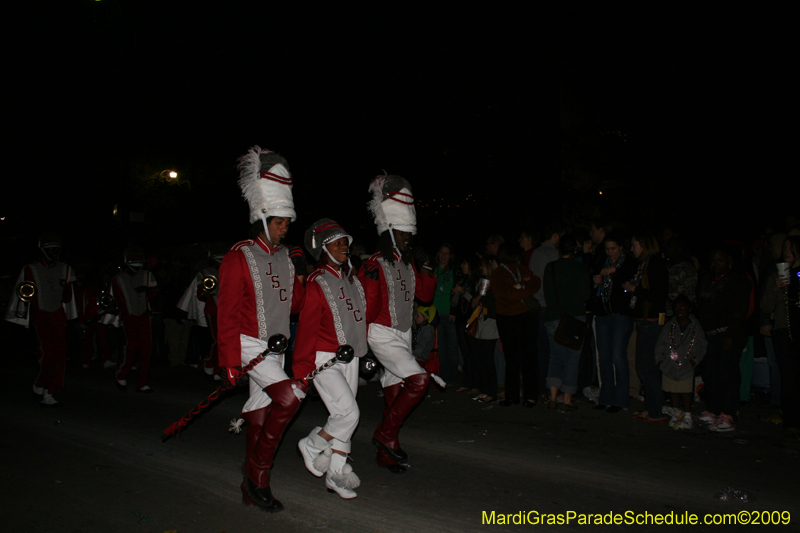 2009-Krewe-of-Muses-New-Orleans-Mardi-Gras-0696