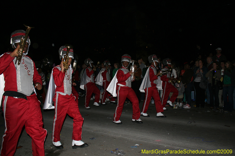 2009-Krewe-of-Muses-New-Orleans-Mardi-Gras-0699