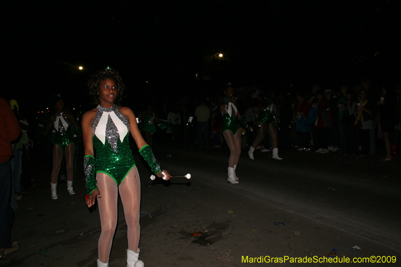 2009-Krewe-of-Muses-New-Orleans-Mardi-Gras-0739