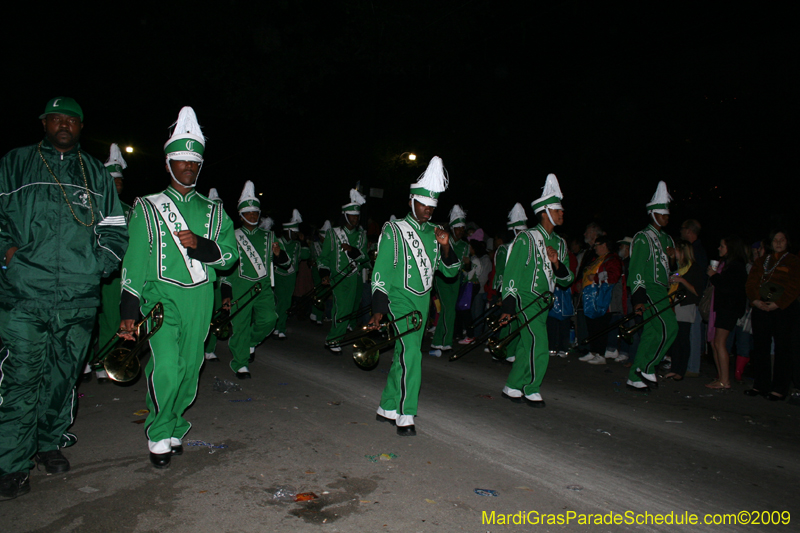 2009-Krewe-of-Muses-New-Orleans-Mardi-Gras-0741