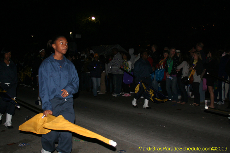 2009-Krewe-of-Muses-New-Orleans-Mardi-Gras-0772