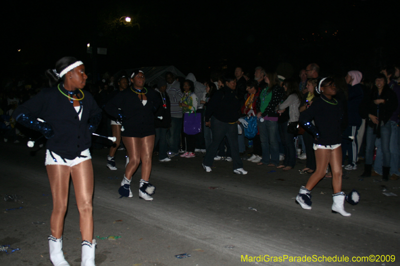 2009-Krewe-of-Muses-New-Orleans-Mardi-Gras-0773