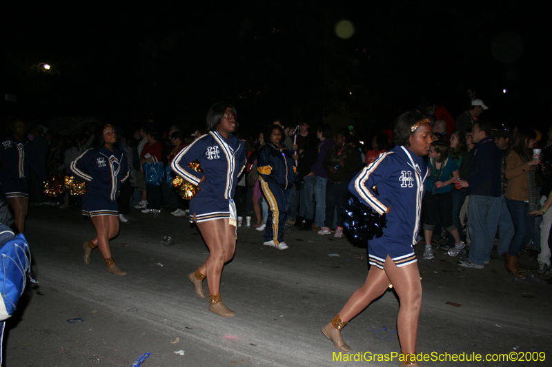 2009-Krewe-of-Muses-New-Orleans-Mardi-Gras-0787