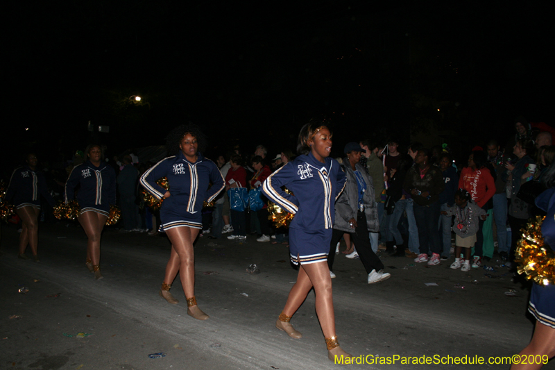 2009-Krewe-of-Muses-New-Orleans-Mardi-Gras-0788