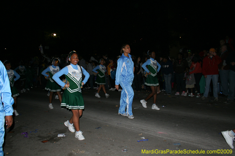 2009-Krewe-of-Muses-New-Orleans-Mardi-Gras-0809