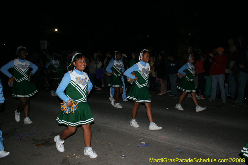 2009-Krewe-of-Muses-New-Orleans-Mardi-Gras-0810