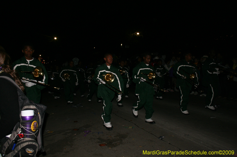 2009-Krewe-of-Muses-New-Orleans-Mardi-Gras-0828