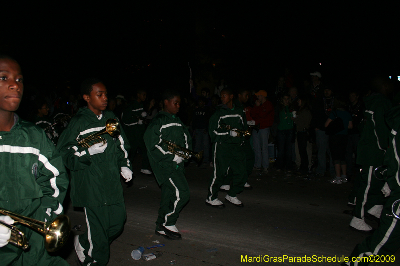 2009-Krewe-of-Muses-New-Orleans-Mardi-Gras-0830