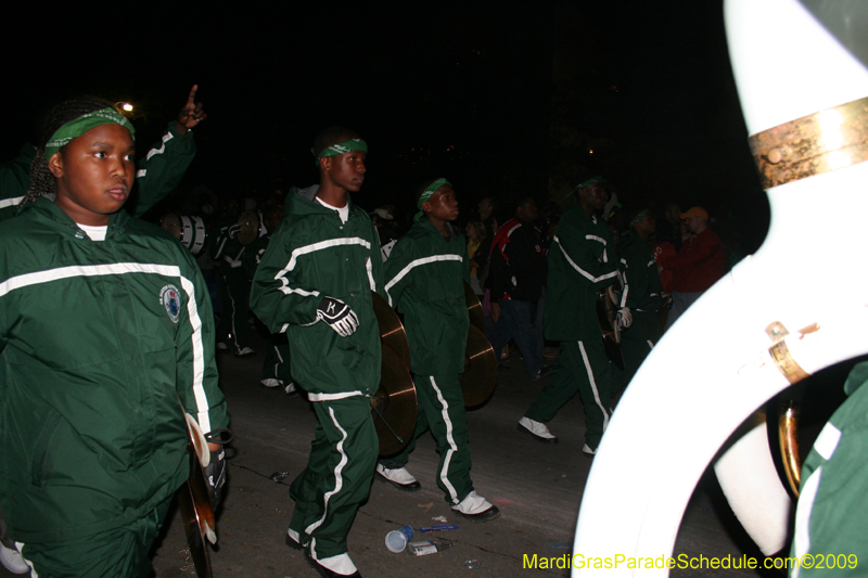 2009-Krewe-of-Muses-New-Orleans-Mardi-Gras-0832