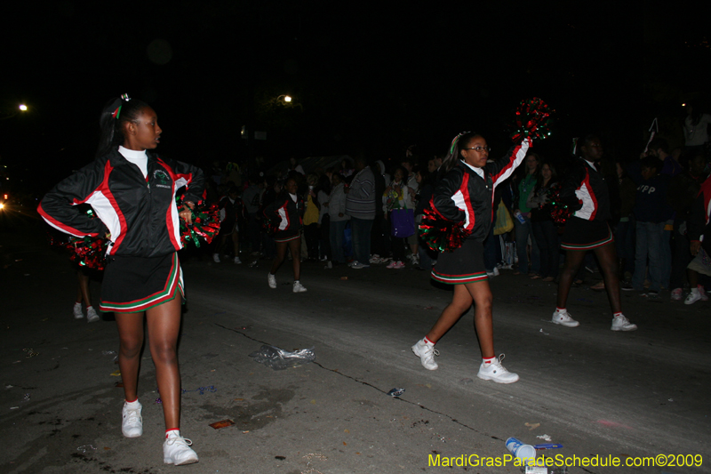 2009-Krewe-of-Muses-New-Orleans-Mardi-Gras-0838