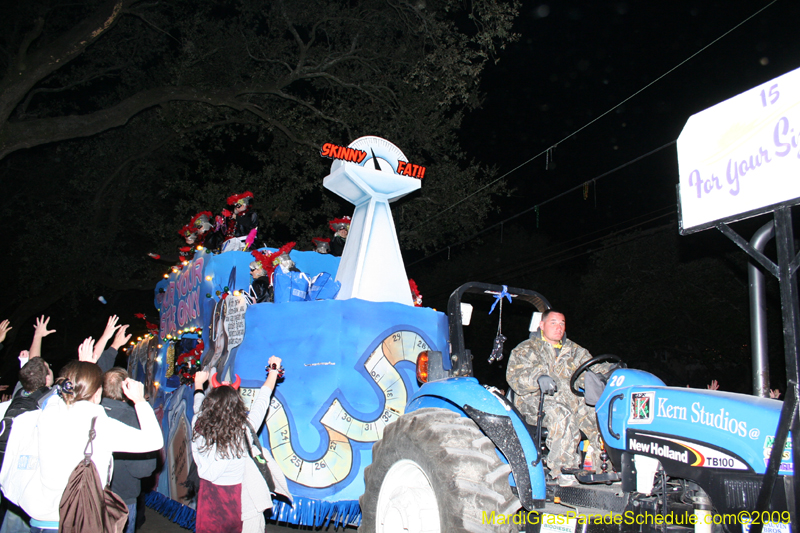 2009-Krewe-of-Muses-New-Orleans-Mardi-Gras-0840