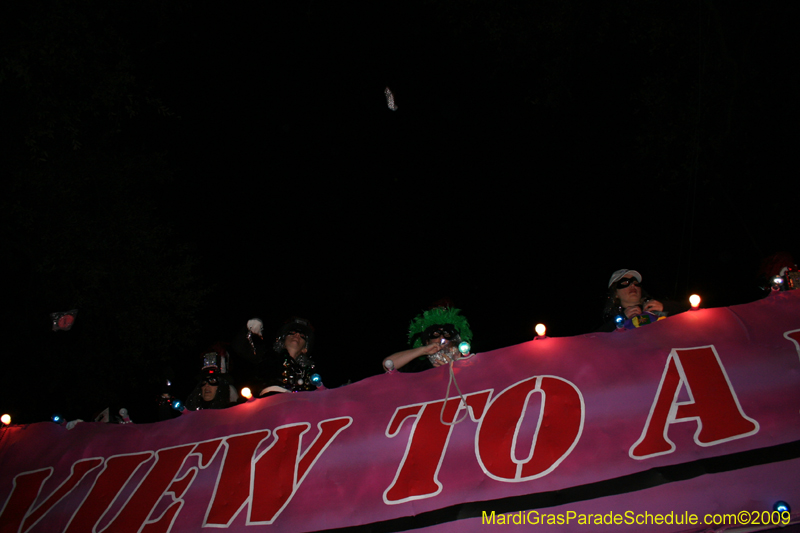 2009-Krewe-of-Muses-New-Orleans-Mardi-Gras-0860