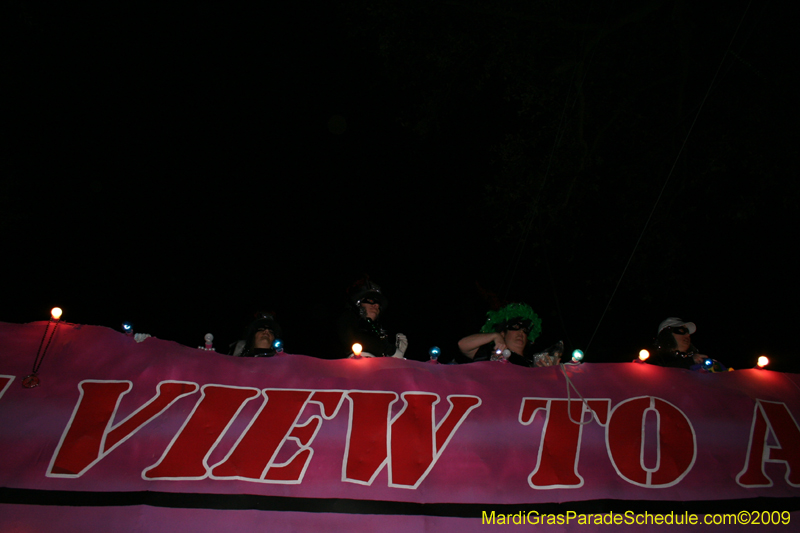 2009-Krewe-of-Muses-New-Orleans-Mardi-Gras-0861