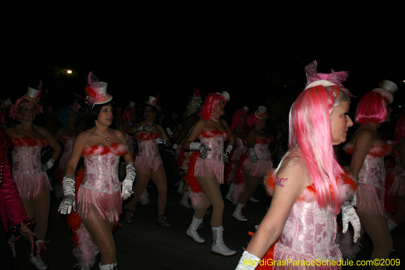 2009-Krewe-of-Muses-New-Orleans-Mardi-Gras-0867