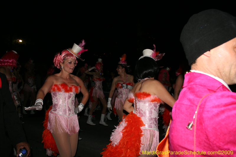 2009-Krewe-of-Muses-New-Orleans-Mardi-Gras-0868