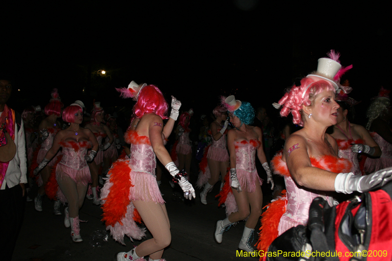 2009-Krewe-of-Muses-New-Orleans-Mardi-Gras-0869