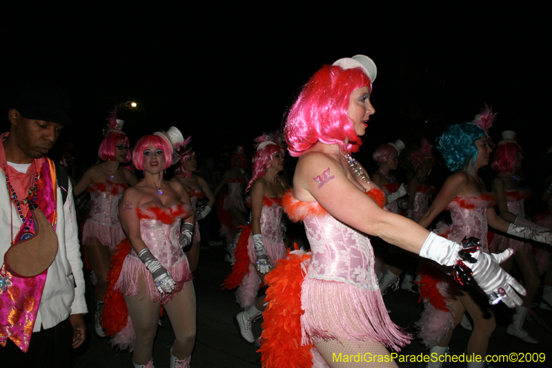 2009-Krewe-of-Muses-New-Orleans-Mardi-Gras-0870