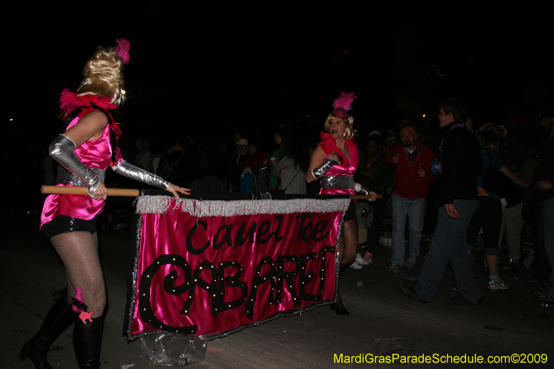 2009-Krewe-of-Muses-New-Orleans-Mardi-Gras-0892