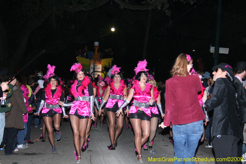 2009-Krewe-of-Muses-New-Orleans-Mardi-Gras-0893