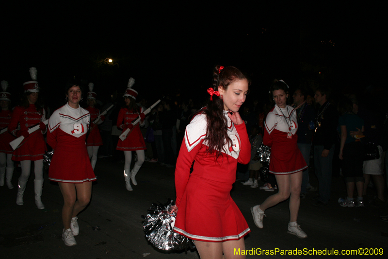 2009-Krewe-of-Muses-New-Orleans-Mardi-Gras-0912