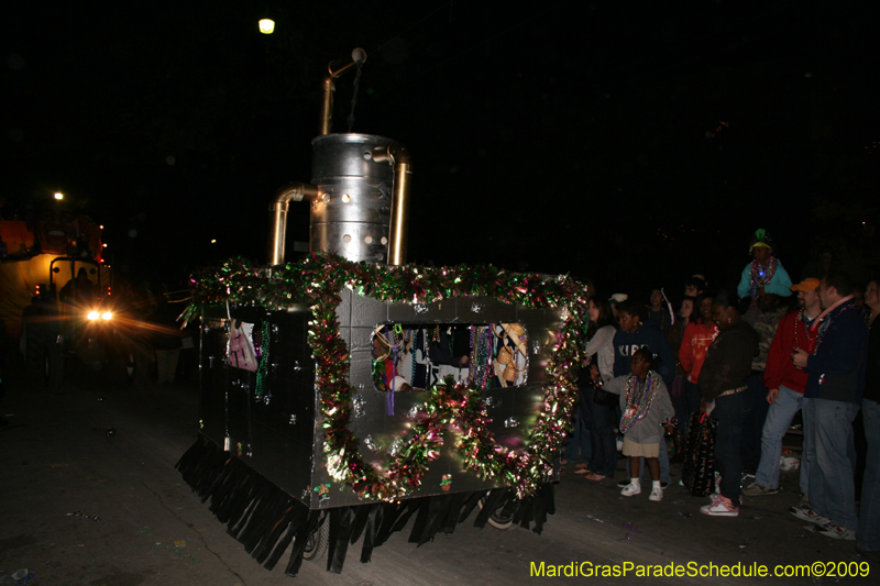 2009-Krewe-of-Muses-New-Orleans-Mardi-Gras-0929