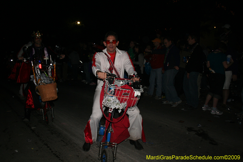 2009-Krewe-of-Muses-New-Orleans-Mardi-Gras-0984