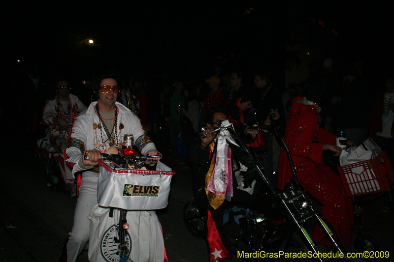 2009-Krewe-of-Muses-New-Orleans-Mardi-Gras-0987