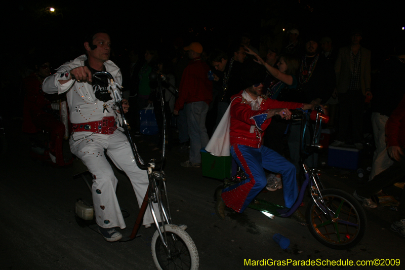 2009-Krewe-of-Muses-New-Orleans-Mardi-Gras-0998