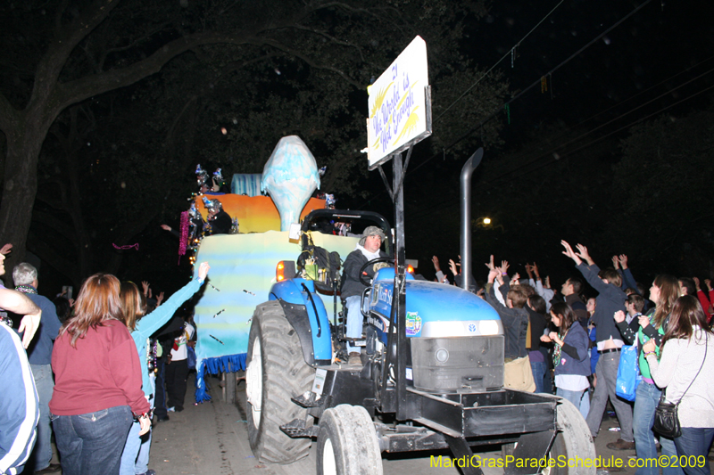 2009-Krewe-of-Muses-New-Orleans-Mardi-Gras-1012