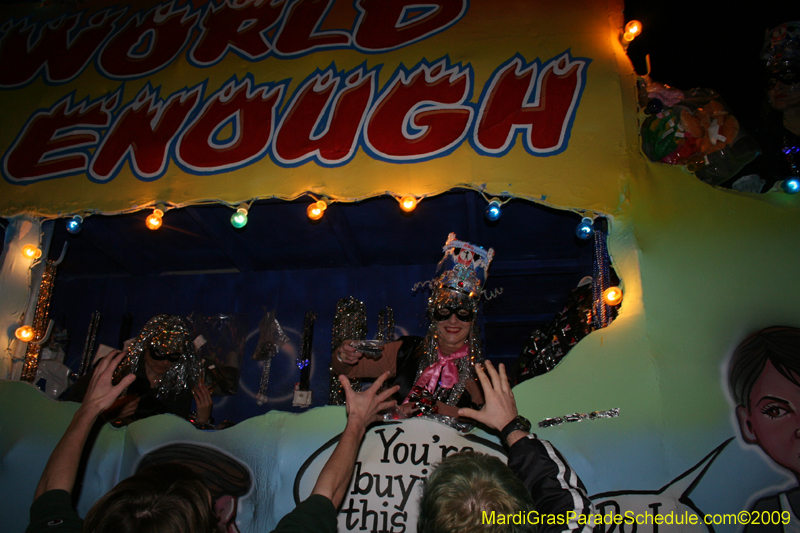 2009-Krewe-of-Muses-New-Orleans-Mardi-Gras-1015