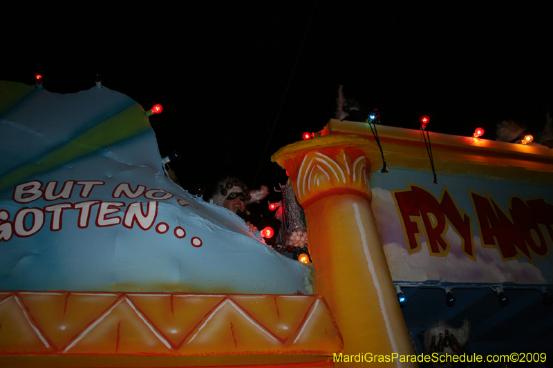 2009-Krewe-of-Muses-New-Orleans-Mardi-Gras-1031