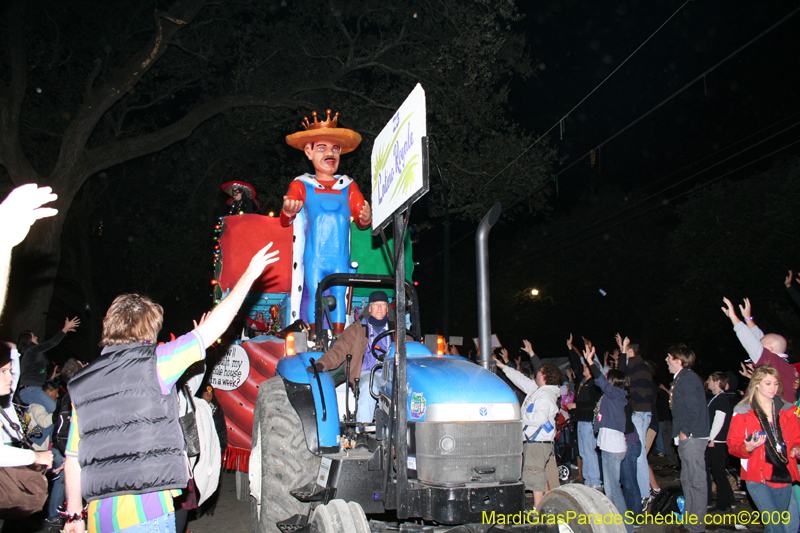 2009-Krewe-of-Muses-New-Orleans-Mardi-Gras-1035