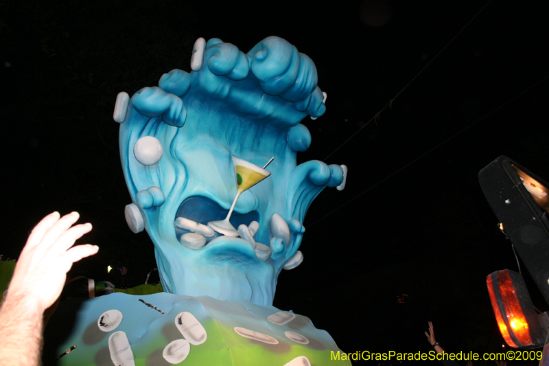 2009-Krewe-of-Muses-New-Orleans-Mardi-Gras-1050