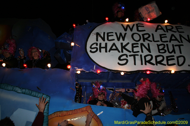 2009-Krewe-of-Muses-New-Orleans-Mardi-Gras-1066