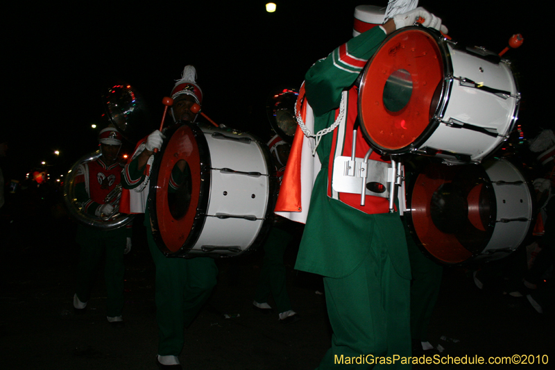 Krewe-of-Muses-2010-Carnival-New-Orleans-6851